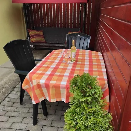 Kis Apartmanhaz Apartment